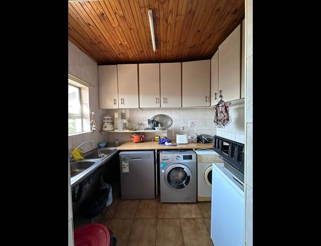 4 BEDROOM HOUSE FOR SALE IN ALLANDALE